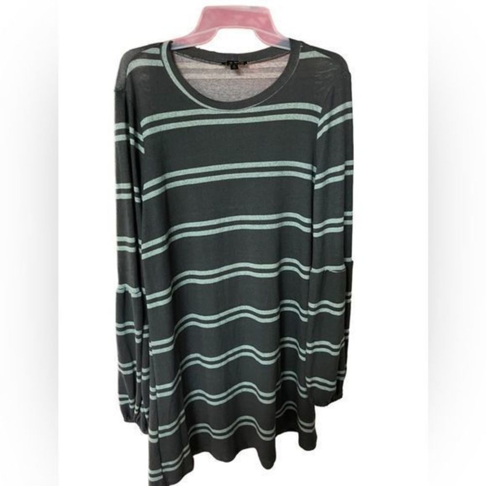 As You‎ Wish size medium sweater dress NWT
